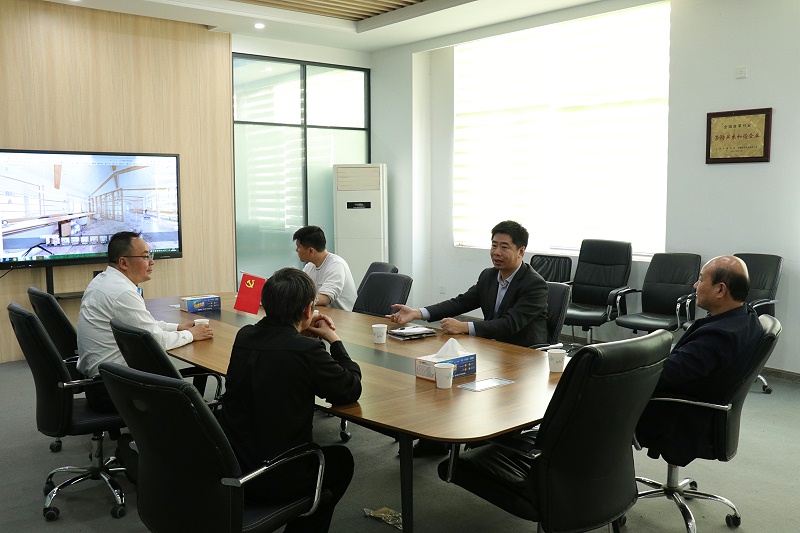 資訊|臨沂市商務局黨組成員、副局長莊金才一行蒞臨百華鞋業調研指導