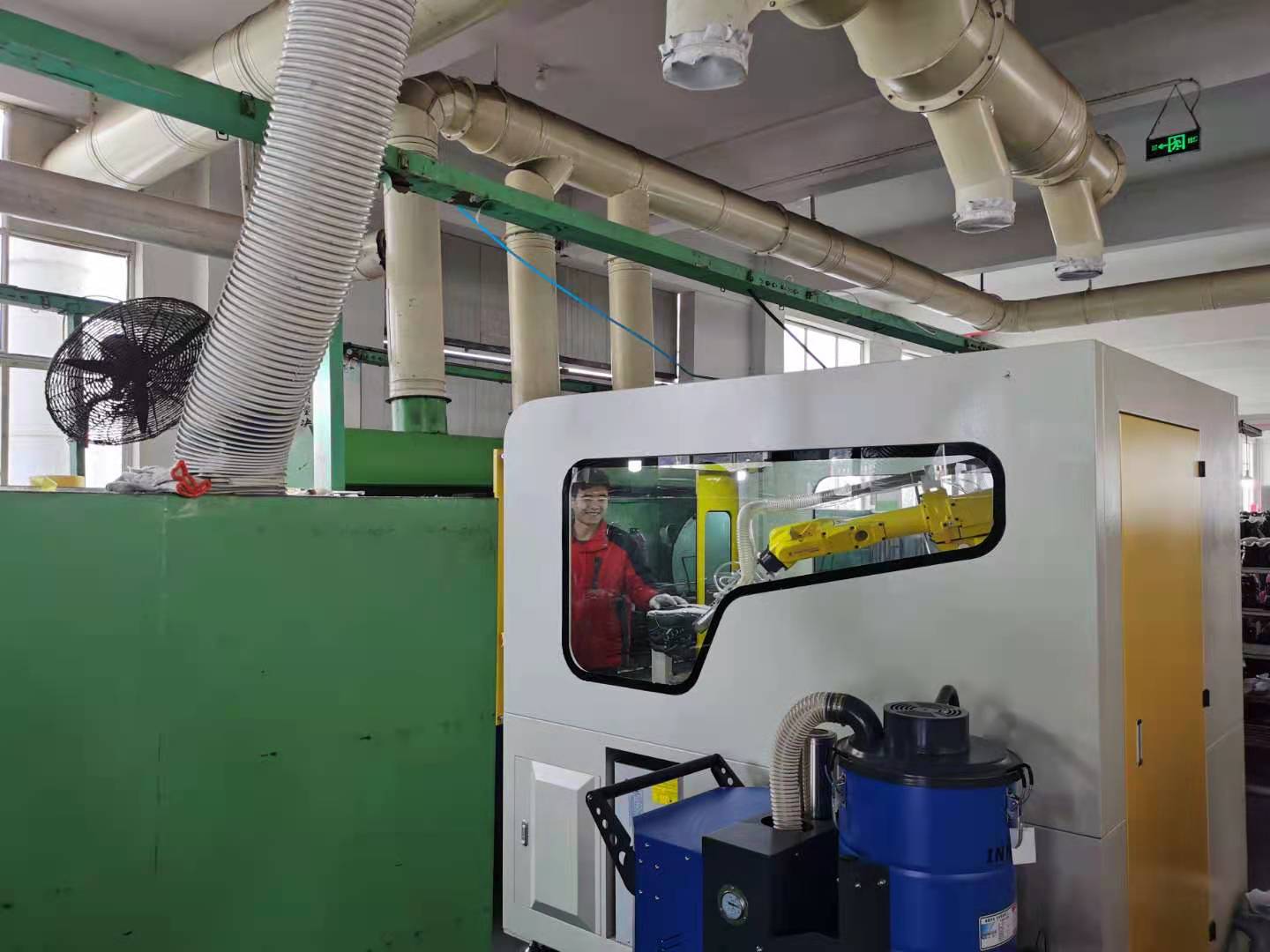 百華采用“全自動”設備，實現高速生產