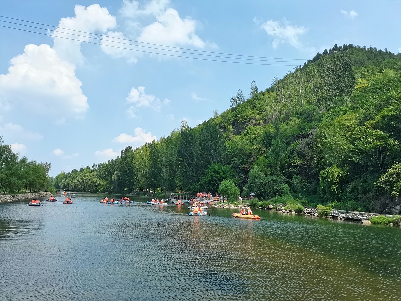 凝心聚力 攜手同行| 百華鞋業(yè)2025年度員工團(tuán)建旅游活動(dòng)圓滿收官！