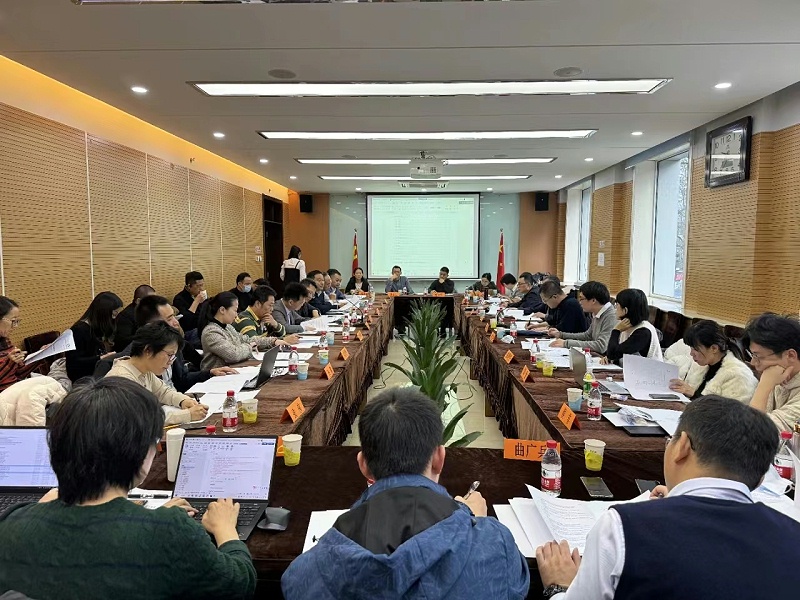 百華鞋業入圍全國老年用品標準編制參編單位