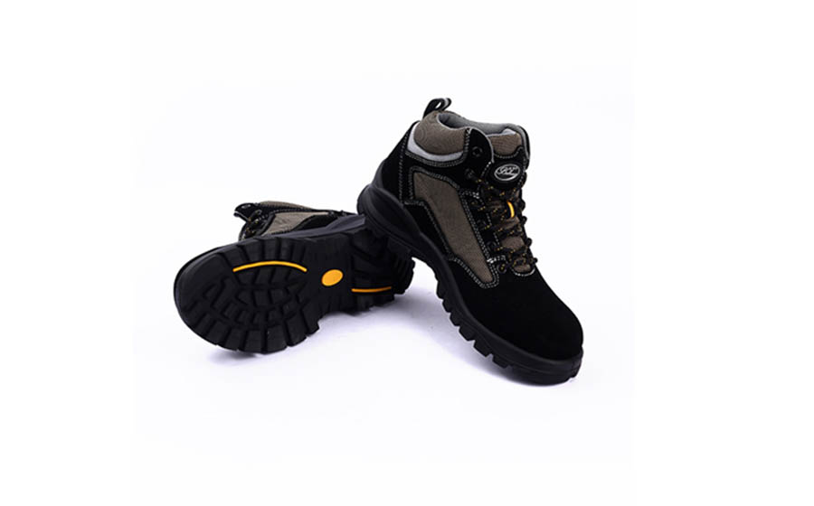 寒冬來襲擺脫靜電煩惱，冬季防靜電安全鞋必不可少